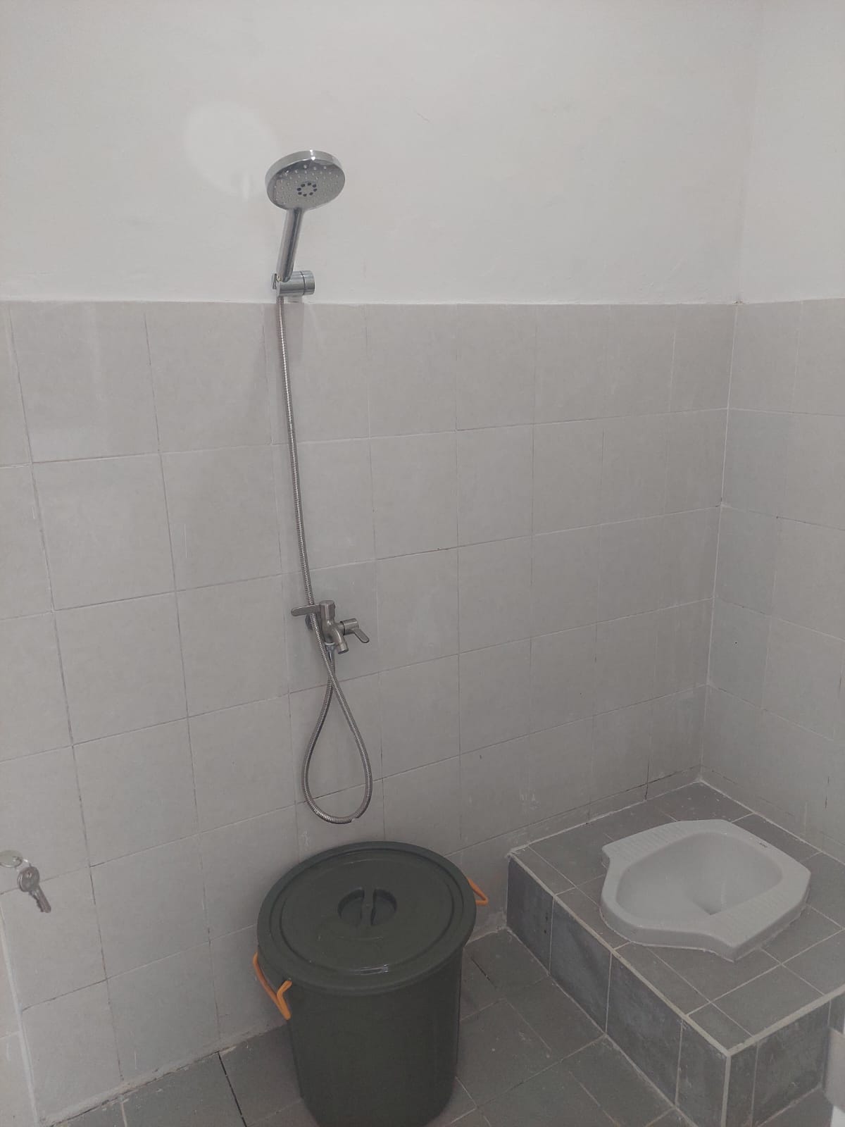 kamar mandi jongkok